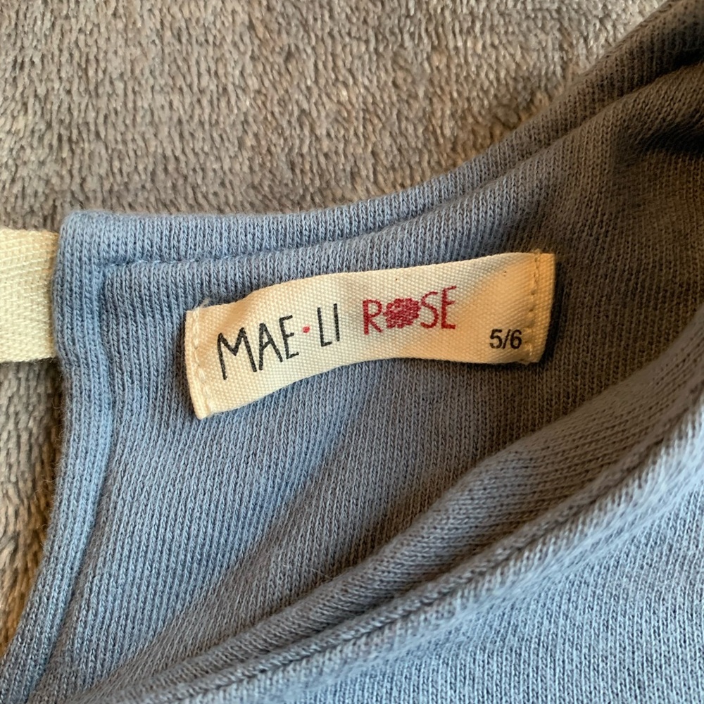 Mae Li Rose Outfit - Picture 5 of 12